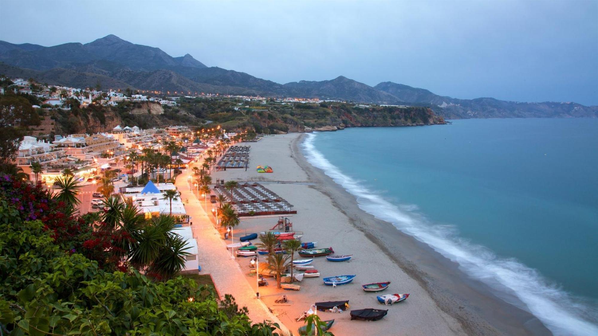 Buriana Beach Nerja Exterior foto
