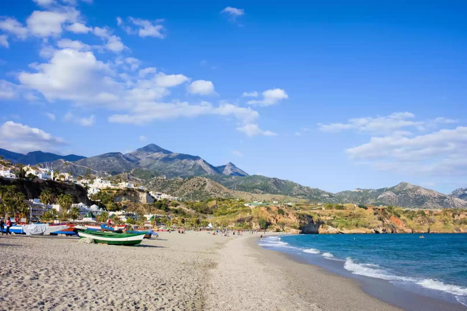 Buriana Beach Nerja Exterior foto
